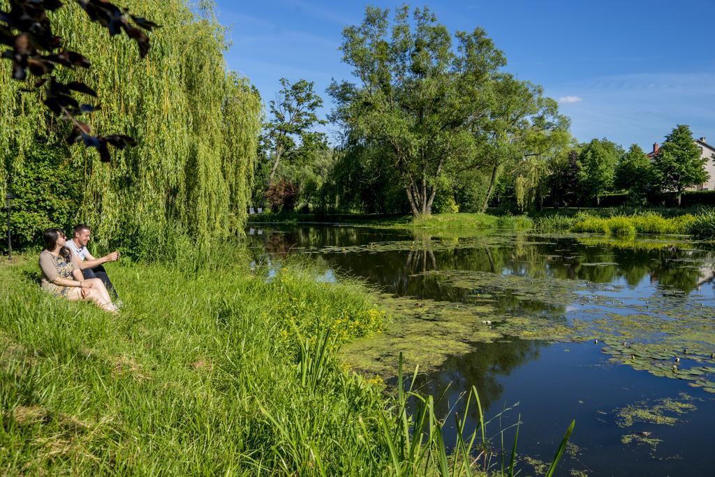 Palac Galiny Buitenkant foto